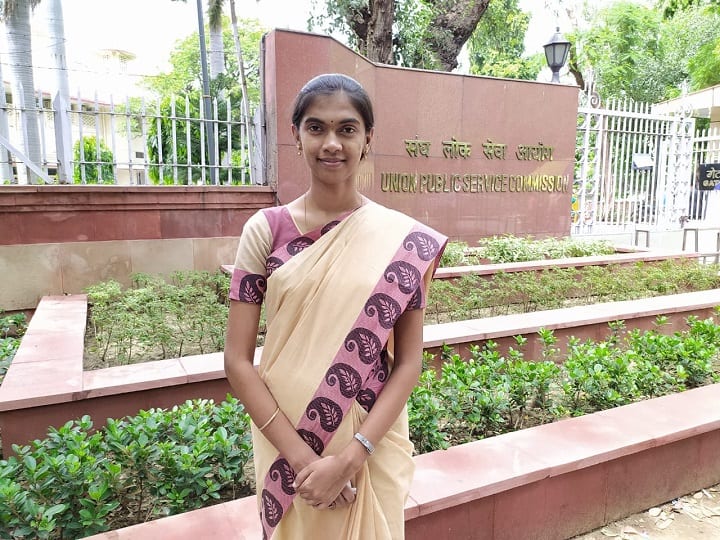 ARAM topper Swathi Sree T